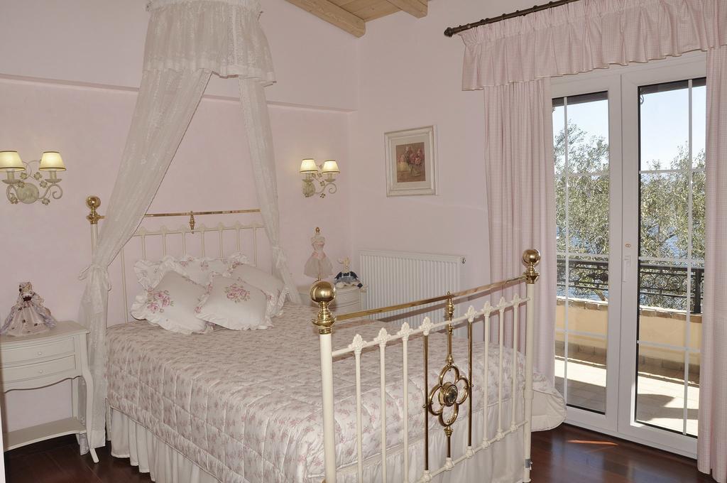 Villa Romantica Perama  Pokój zdjęcie
