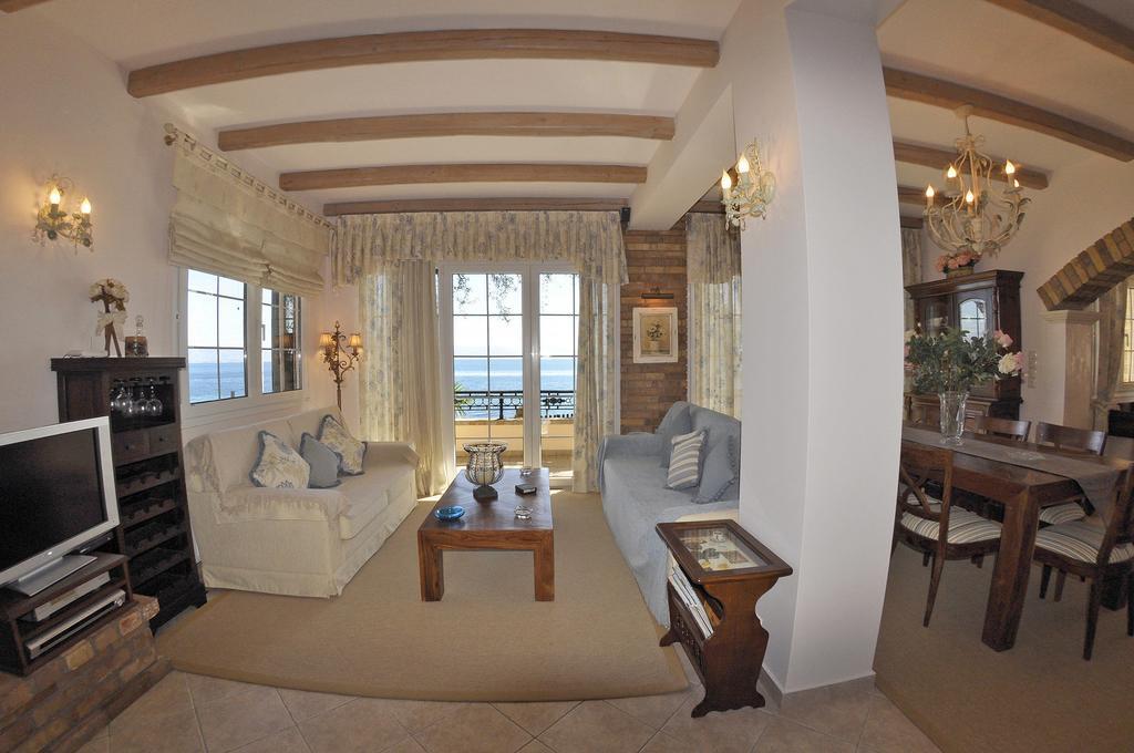 Villa Romantica Perama  Pokój zdjęcie